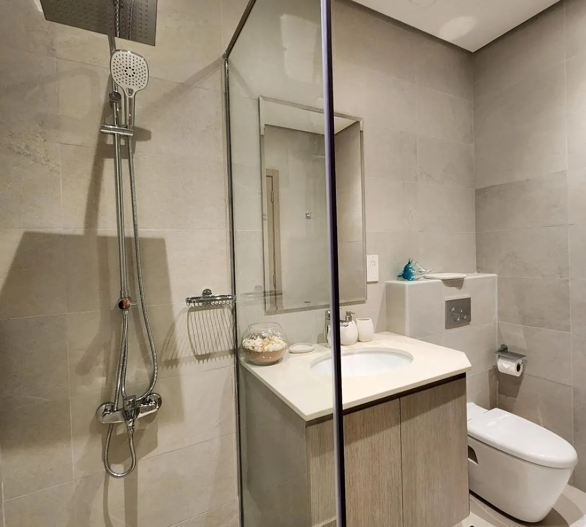 Nasma Luxury Stays - Lakeside Retreat, Stylish & Cozy Villa Stay Ras al-Khaimah 0*,  United Arab Emirates