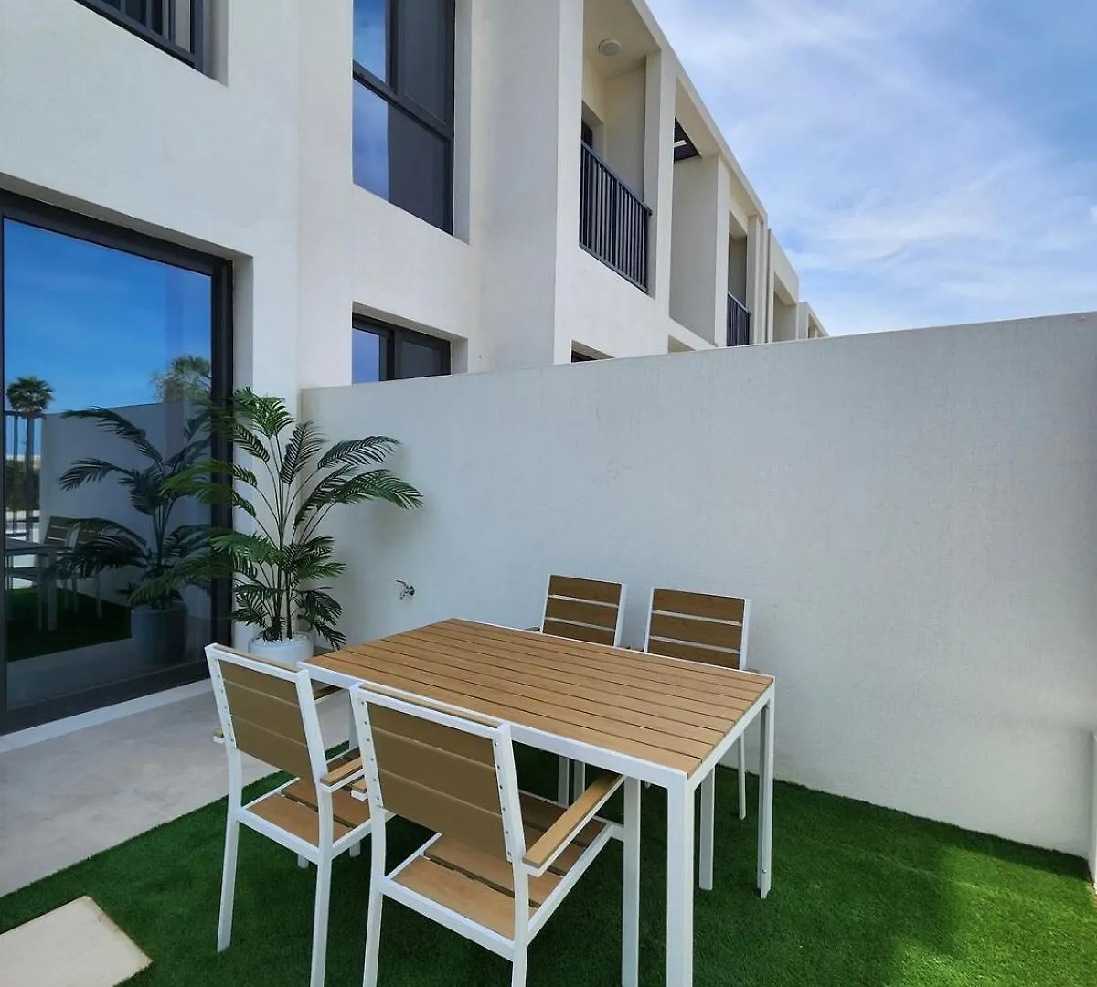 Apartment Nasma Luxury Stays - Lakeside Retreat, Stylish & Cozy Villa Stay Ras al-Khaimah United Arab Emirates