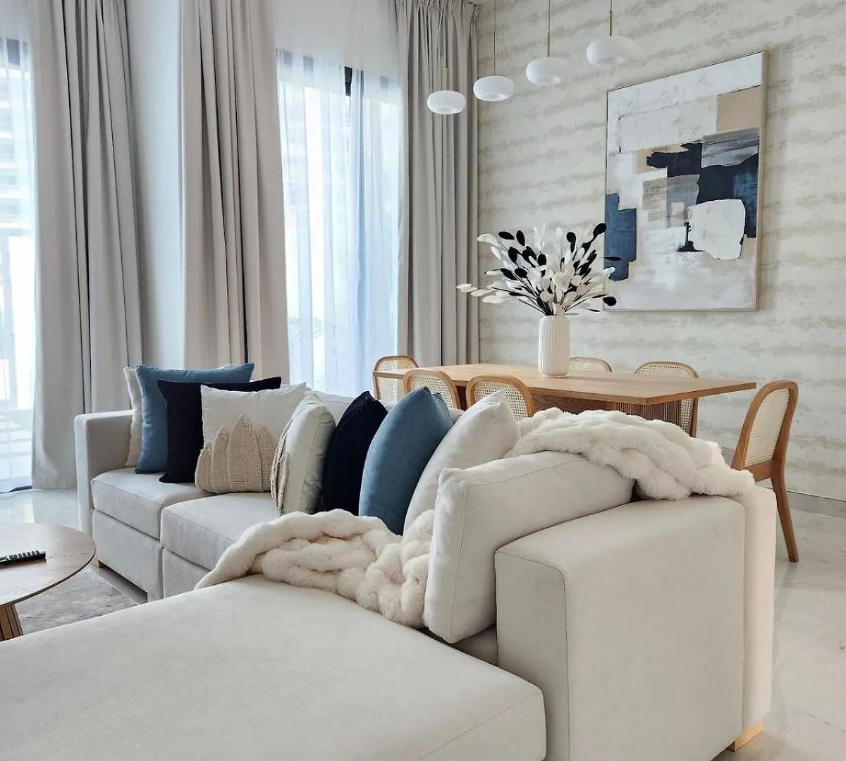 Nasma Luxury Stays - Lakeside Retreat, Stylish & Cozy Villa Stay Ras al-Khaimah Apartment