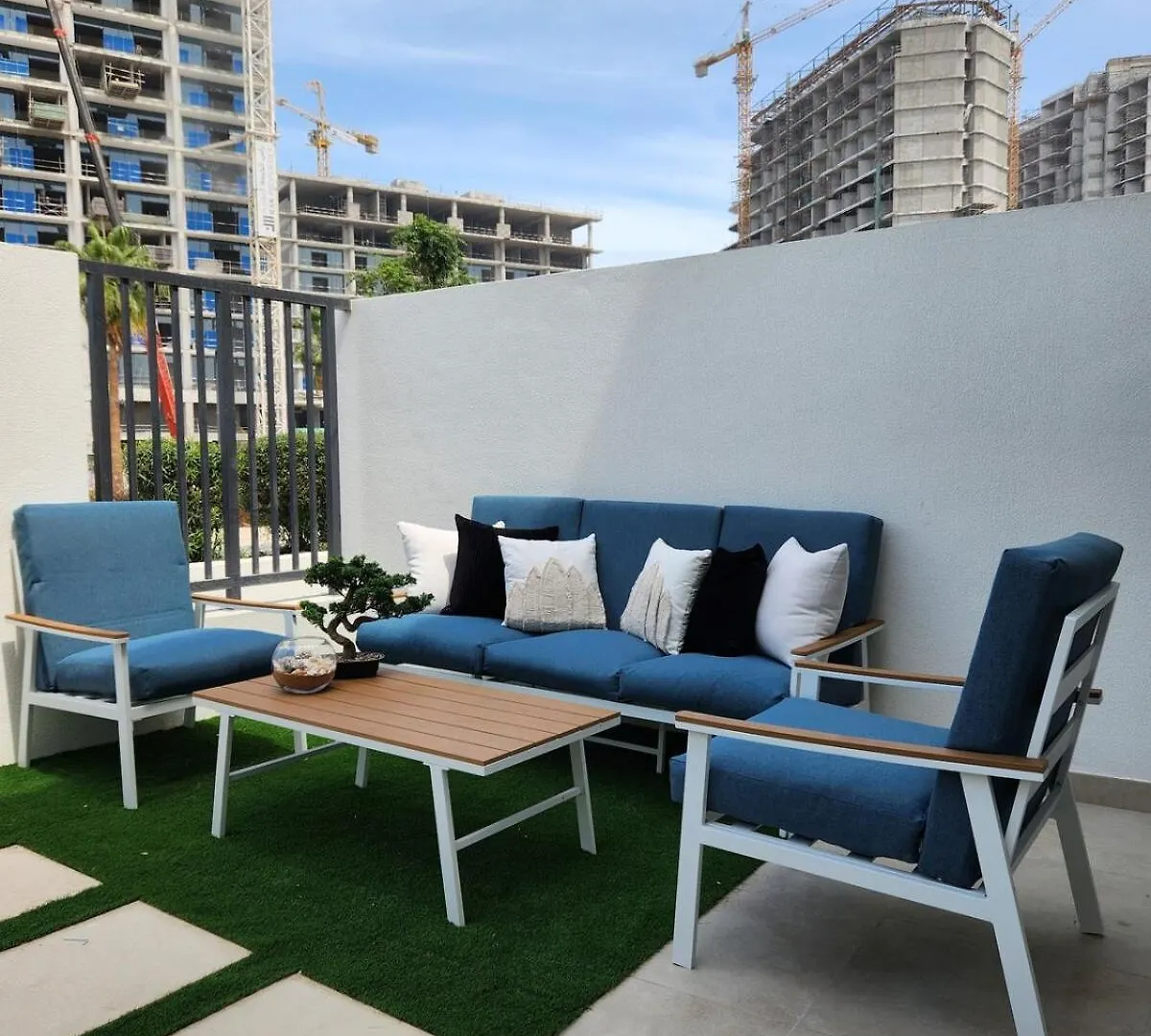 Apartment Nasma Luxury Stays - Lakeside Retreat, Stylish & Cozy Villa Stay Ras al-Khaimah